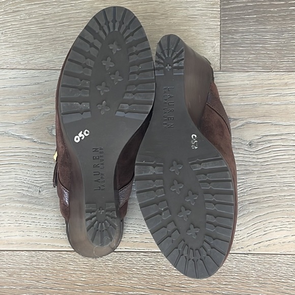 Ralph Lauren Chocolate Brown Suede Leather Wedge Heel Clogs Buckle Accent Size 9 - Picture 8 of 9